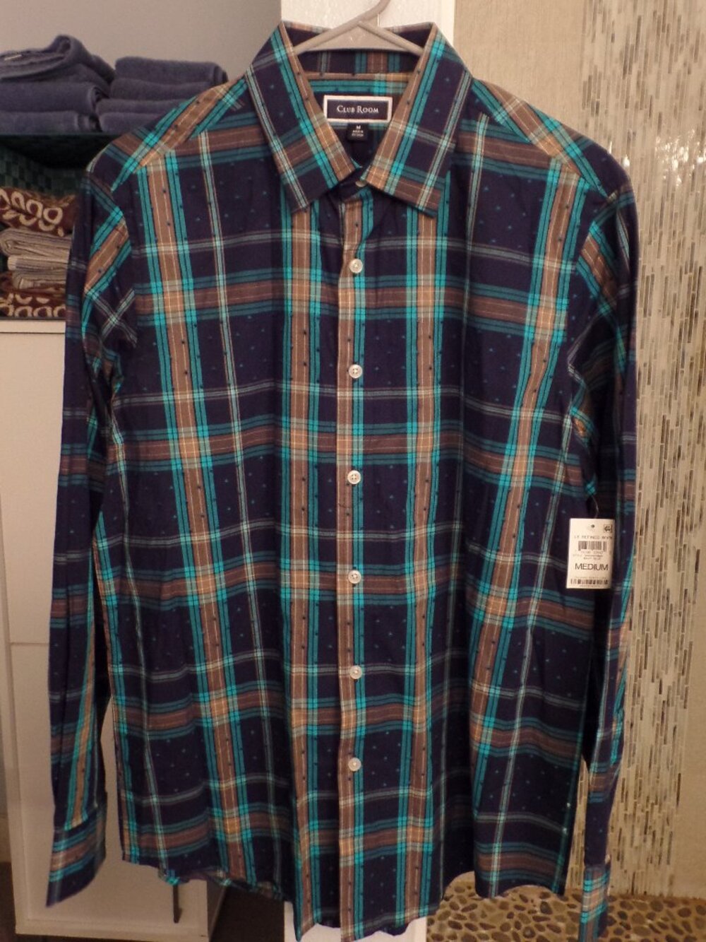 CLUB ROOM Men's Plaid Long Sleeve Shirt - NWT - Medium
